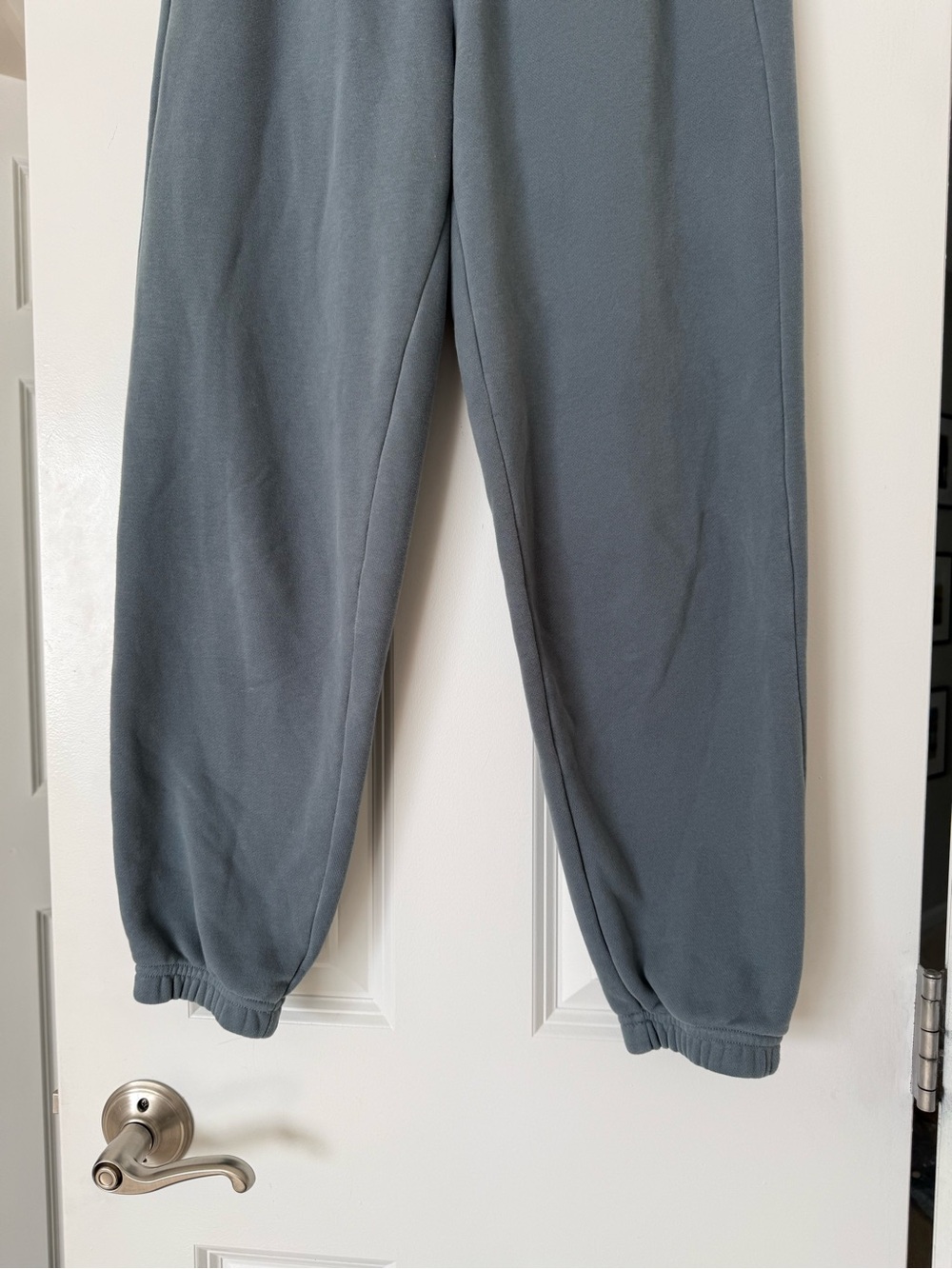Vuori Sedona Sweatpant - Picture 8 of 9